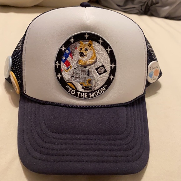 Dogecoin Moonhat - Picture 3 of 6